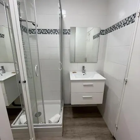 Sador, Joli Appt Proche Memorial De Apartamento