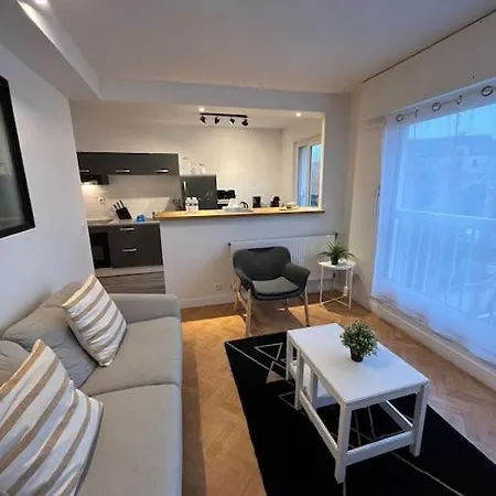 Sador, Joli Appt Proche Memorial De Apartamento